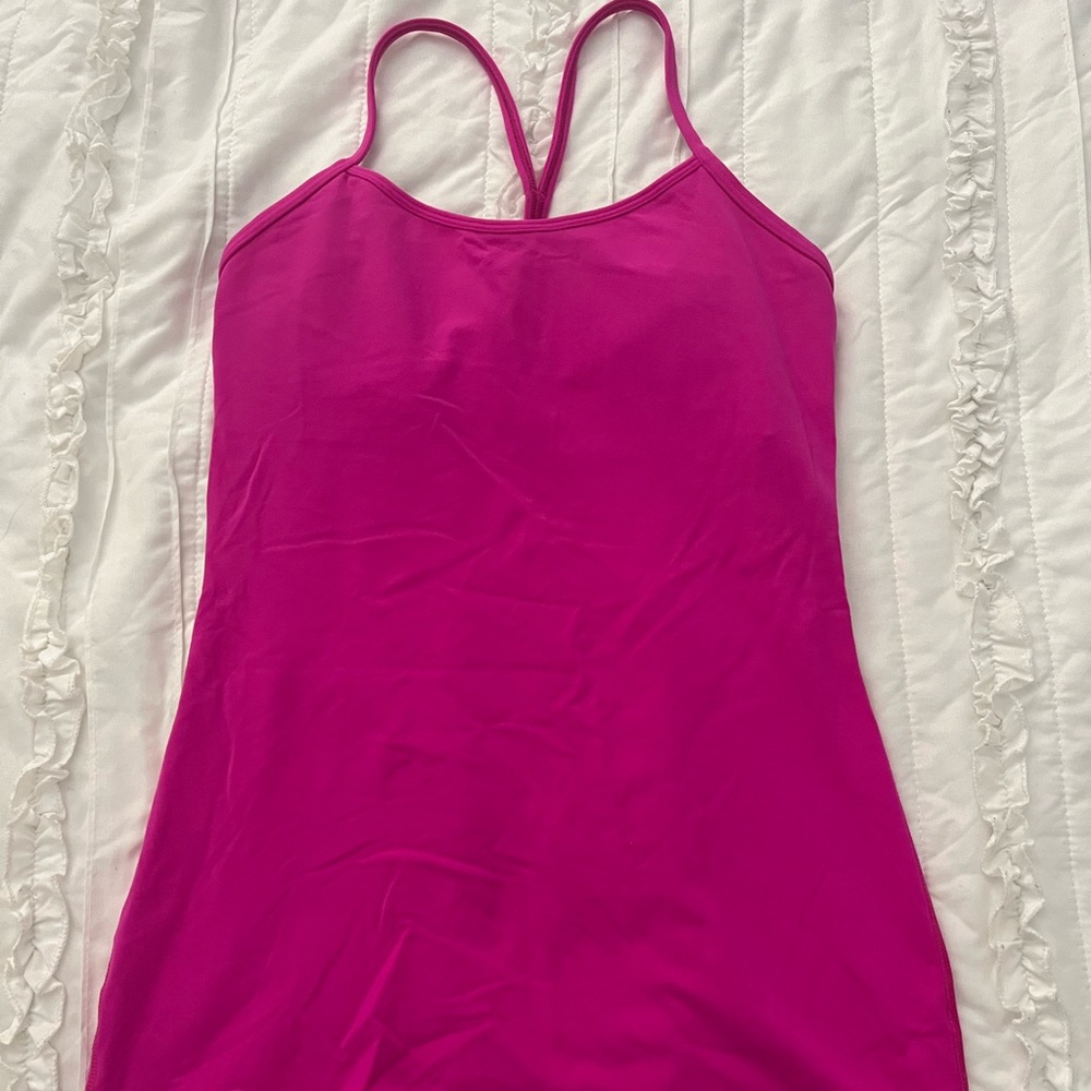Lulu lemon tank top - color pink size 6